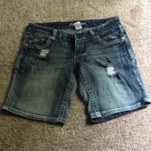 Maurices Distressed Jean Shorts 1/2